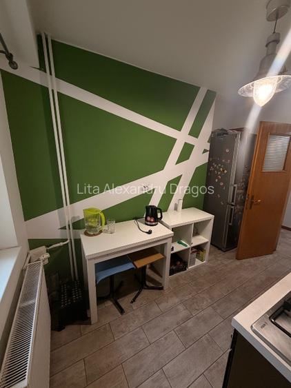 Apartament 3 camere - in bloc de 4 etaje, loc parcare inclus - 6