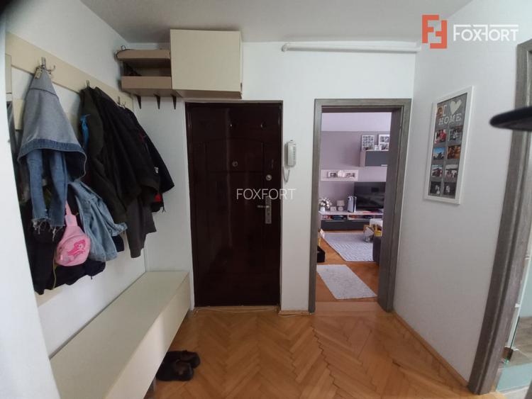 Apartament cu 3 camere de vanzare in zona Lipovei - 10