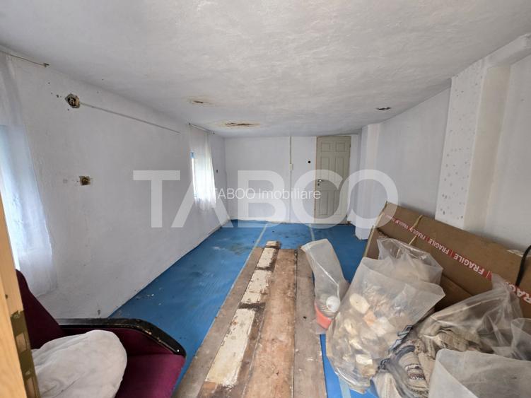 Casa de vanzare teren 412 mp garaj Terezian Sibiu COMISION 0 - 14