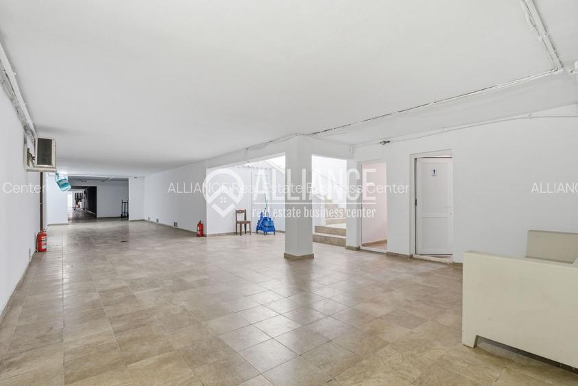 FALEZA NORD cladire multifunctionala 4600 mp cu acces din Bdul Mamaia! - 4