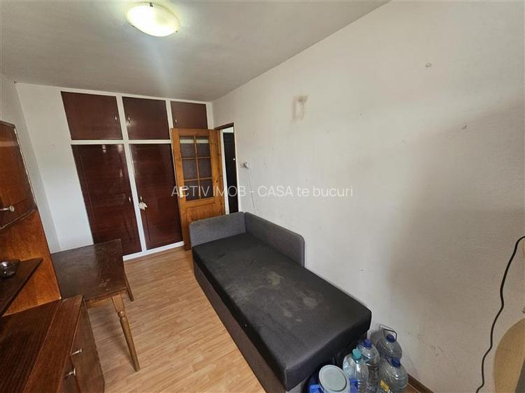 Resita, Garsoniera, Mobilata+Utilata, Calea Caransebesului - 12