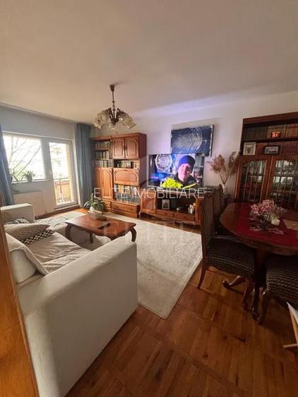 Apartament 4 camere în zona STRAZII FABRICII - 8