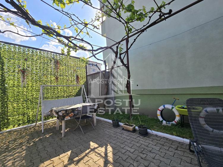 Casa individuala de vanzare, 4 camere, 2 garaje, Lipovei - 27