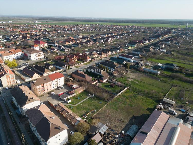 Loc de casa central de 890mp in Vladimirescu - 4