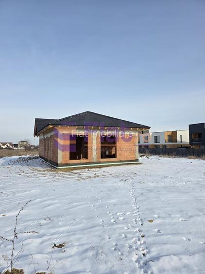 Proiect Casă spațioasă de vânzare – 4 camere  Ghimbav, Brașov - 21