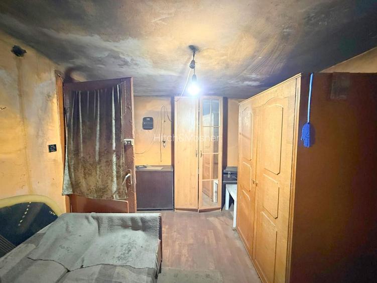 Apartament de vanzare la curte comună, 67,5 mp utili, teren 213 mp - 3