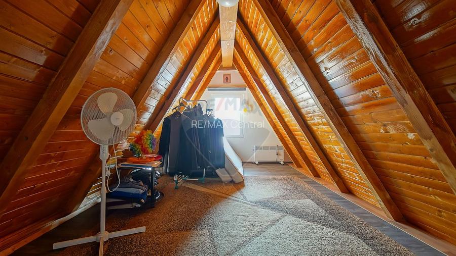 Comision zero, casa individuala + cabana A frame in Bod, la intrare - 46