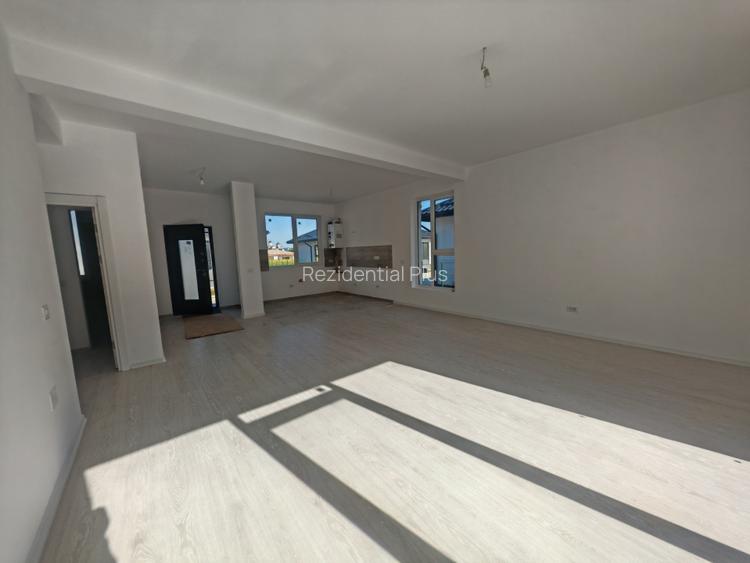 READY TO MOVE |4 camere | 230 mp curte - 13