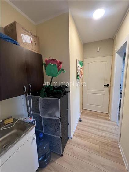 Spatiu comercial de 2 camere cu 2 bai 3 locuri de parcare zona Lazaret - 9