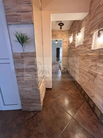 Apartament 3 camere Decomandat, et. 1, bulevard GARA - 149,900 EURO - 7