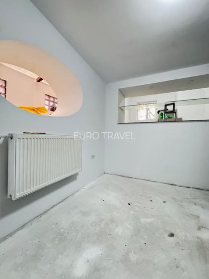 Spatiu comercial in Centrul orasului, 163 mp teren - 4