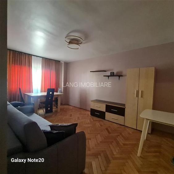 DE INCHIRIAT 3 CAMERE ZONA SPITAL - 4