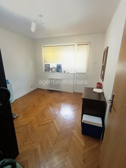 Ocazie 4 camere zona parc Tăbăcăriei etaj 1 -89mp - 13