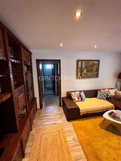Apartament RENOVAT INTEGRAL 2 camere si balcon zona Terezian - 2