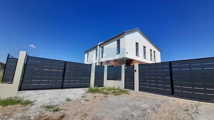 Casa superba, D+P+E, locatie centrala, view panoramic! - 3