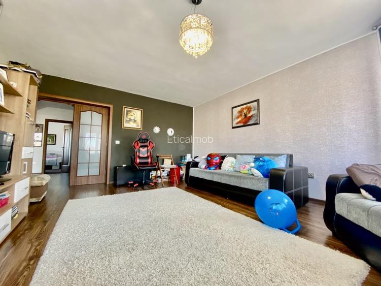 Vanzare Casa P+1 cu teren 450 mp, in Targoviste, zona Ulmi - 14