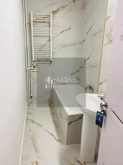 Garsoniera 1 DECEMBR8IE 1918 /1984 - 5