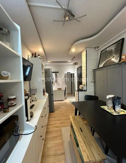 Aradului Vest | 3 camere | Decomandat | Centrală proprie | Mobilat-Utilat - 3