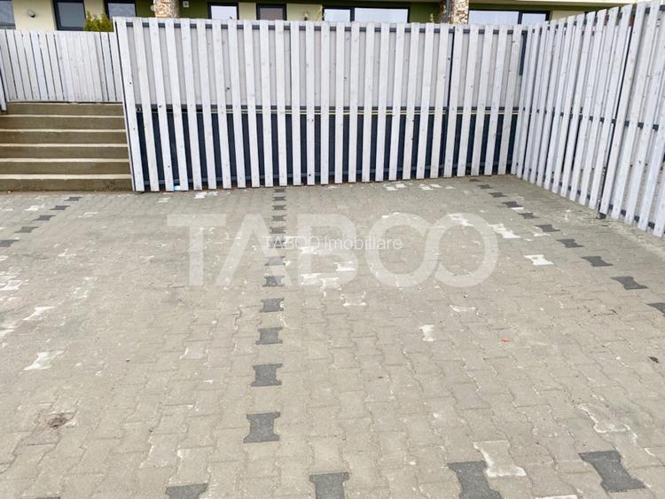 Casa cu 4 camere si vedere panoramica chiar la intrare In Cristian - 14