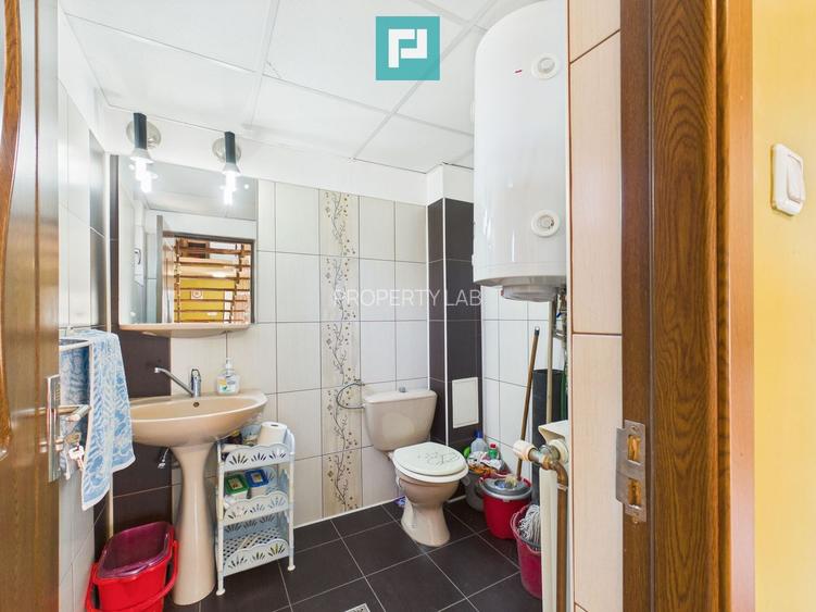 Cabană deosebită cu 4 camere în Căsoaia - 13