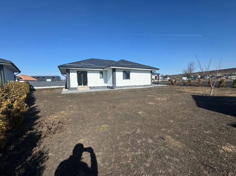 Casa individuală cu CF-semifinisata 120 mp utili, teren 805 mp, Tureni - 3