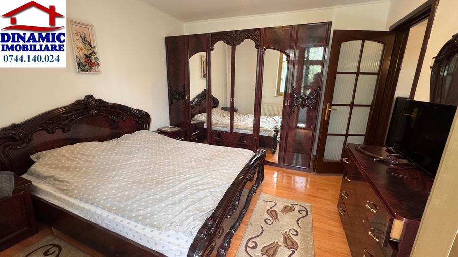 Ap 2 cam, decomandat– Mărăței, zona Școala Nr. 2, 50 mp, 350 eur/lunar