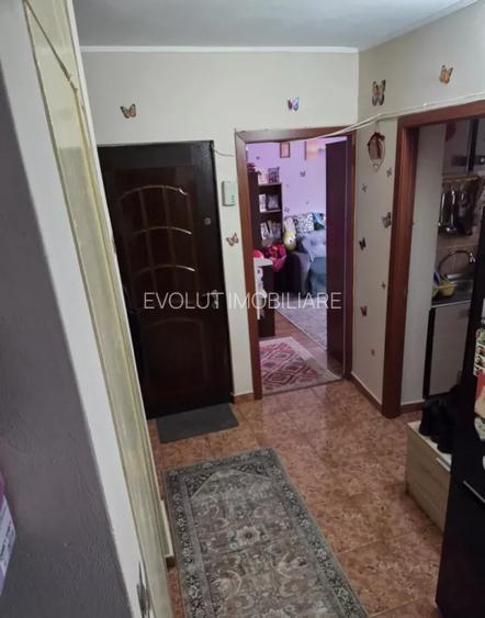 Apartament 2 camere zona dacia- decomandat - 2