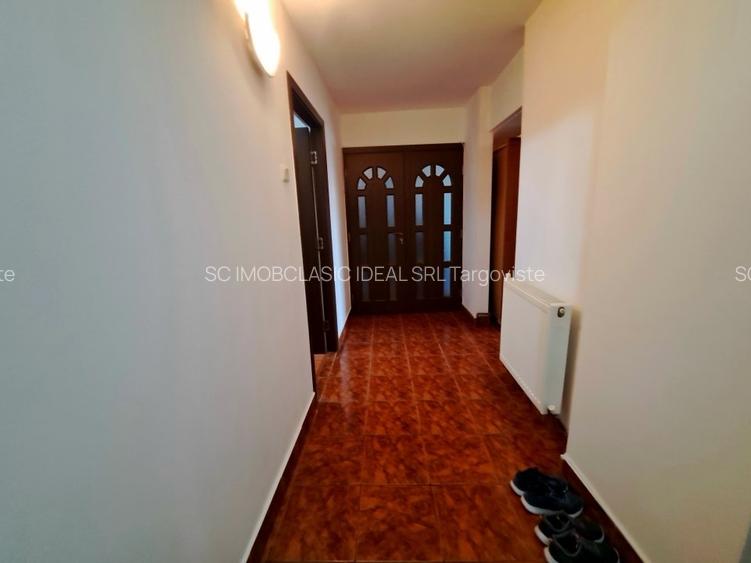 Calea Bucuresti, Targoviste, vanzare apartament 4 camere - 2