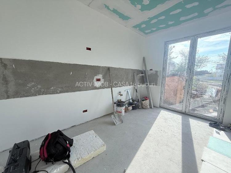 Vanzare -  Casa  - Vila - Prelungirea Ghencea - Dantelei - teren 245mp -215000E - 8