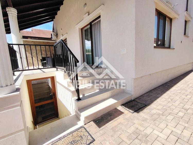 Casa Sibiu complet dotata, imobil ca nou - 8