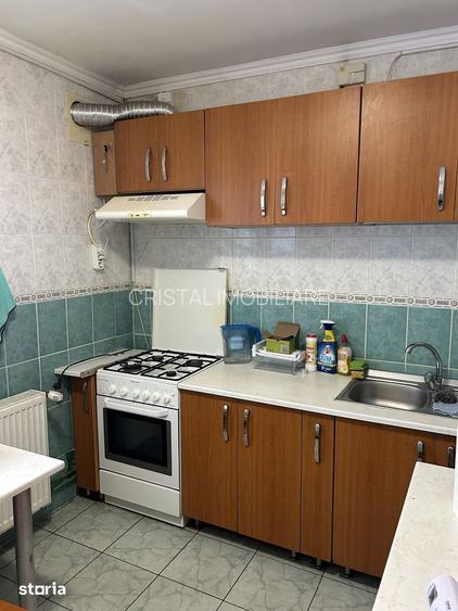 3 camere de vanzare  | centrala proprie | bloc reabilitat, 2 bai | boxă - 6