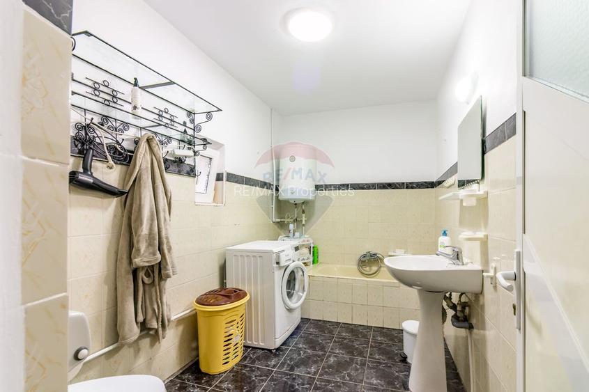 Casă / Vilă de vânzare Picior de Munte, Dambovita - 9