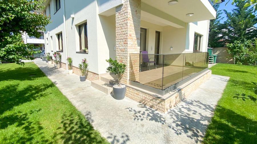 V&acirc;nzare vilă 8 camere | Grădină 500mp | 3 locuri de parcare - 29