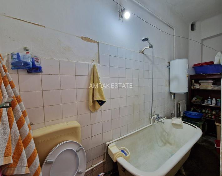 Casa cu tavan inalt - Piata Alba Iulia - Singur in curte - 9