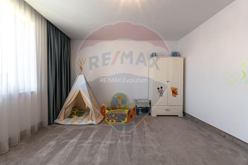 Vila premium 6 camere| Piscina incalzita | Teren 1091 mp | COMISION 0% - 38
