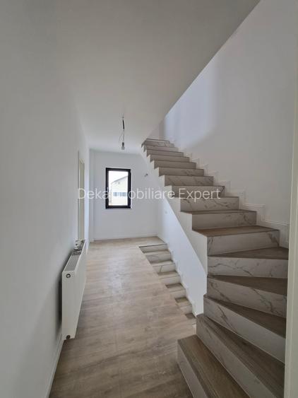 ✨ Vilă elegantă cu 5 camere si 3 bai + mansarda + garaj  – Zona Cristalului - 21