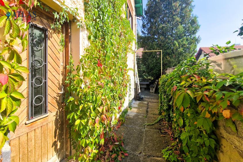 Ultracentral, vila 7 cam, 270 mp.,  zona Maternitate, 4 parcari, comision 0% - 5