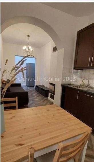 Universitate, apartament la casa, curte comuna, parter - 6