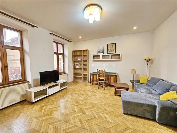 Corp de casa cu gradina proprie in Centrul Istoric - 10