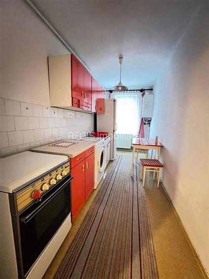 Vanzare apartament 2 camere - Astra, strada Cocorului - 4