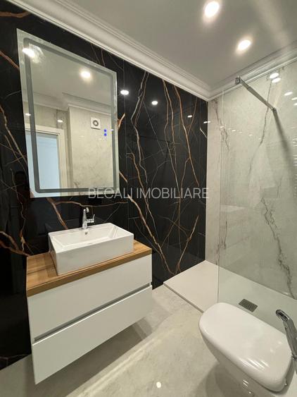 Becali Imobiliare - PENTHOUSE SPECTACULOS *** 5 CAMERE ***MUTARE IMEDIATA*** - 16