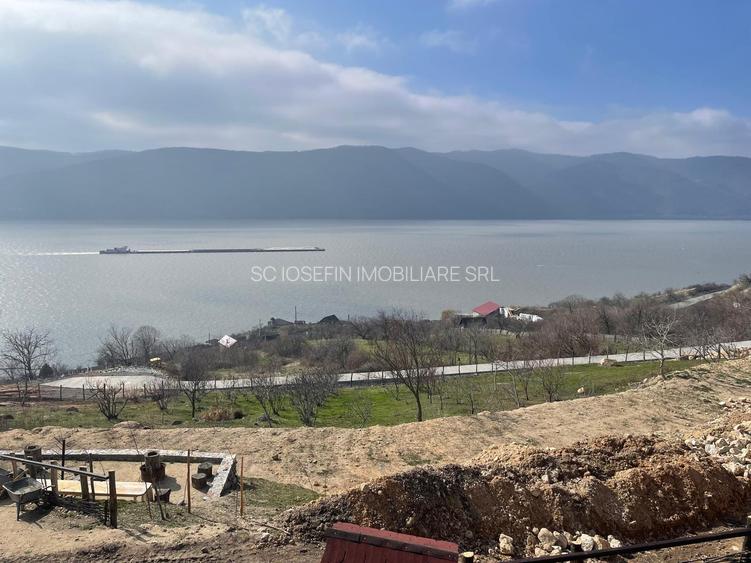 Svinita, teren la Dunare - 7