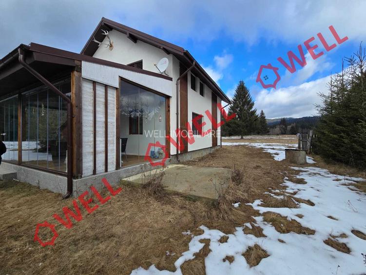 Reședință montană exclusivistă de vânzare în Comandău - 10