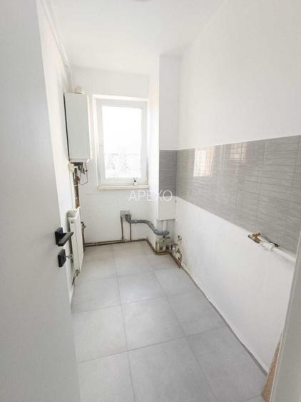 Apartament 2 camee ( Renovat )- Florilor - 5