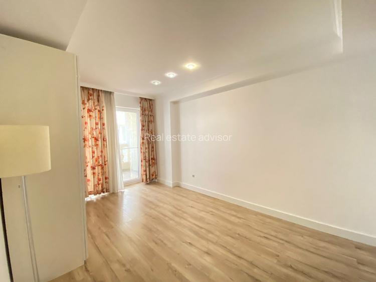 De inchiriat apartament 4 camere Herastrau - 14