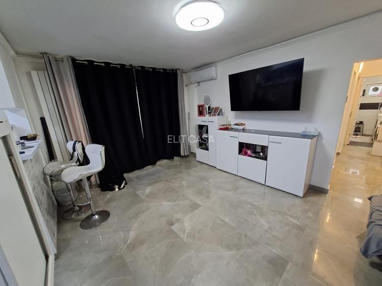 Apartament cu 3 camere, zona Alexandru cel Bun - 3
