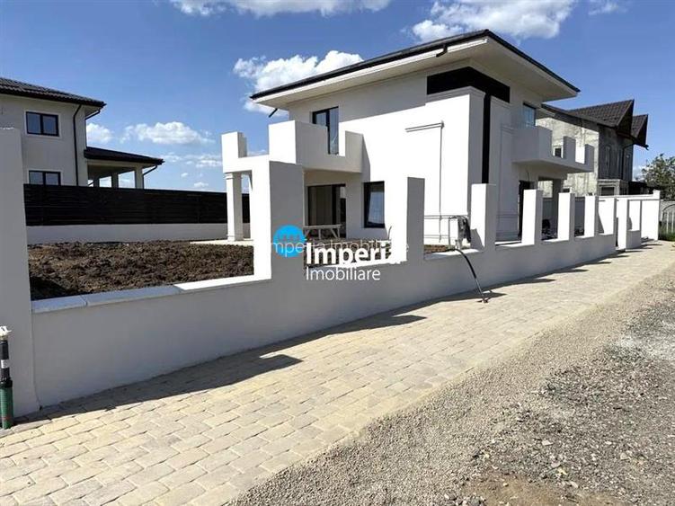 Vila premium P+E 4 cam, canalizare, 1km de centru  Miroslava - 2