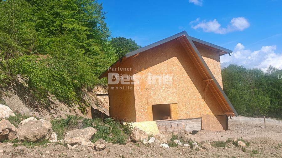 Proprietate superbă pentru casa de vacanță lângă râu și păstrăvărie – Stoenești, - 2