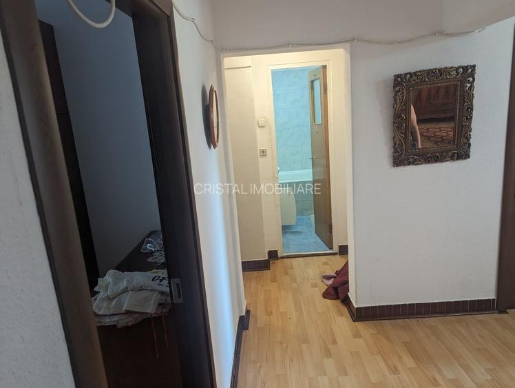 Apartament 4 camere decomandat, 2 băi, etaj 3, Șos. Alexandriei - 2
