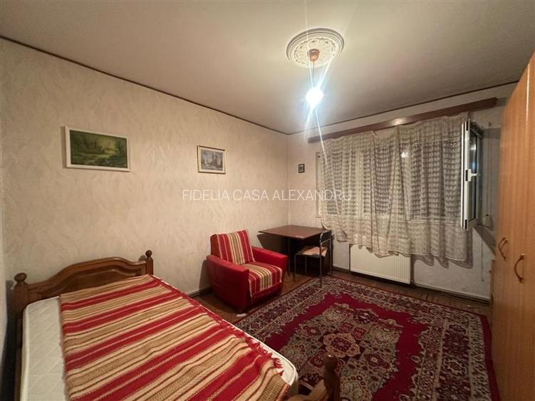 Apartament 3 camere de vanzare, Piata Unirii - 2